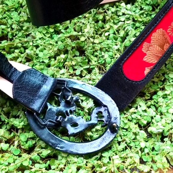 STREETS AHEAD Red Oriental Fabric Inset Black Leather Artsy Dragon Buckle Belt - Picture 12 of 16